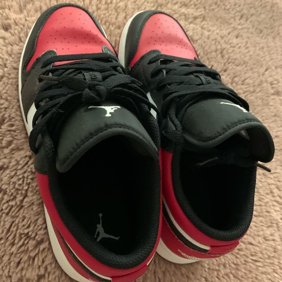 Jordan red and white - Picture 3 of 3